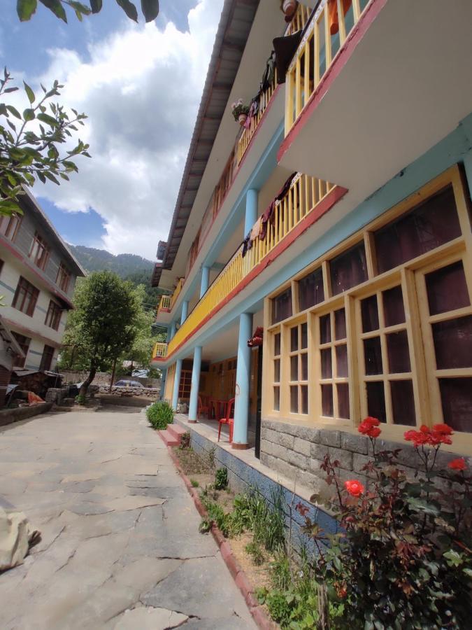 Woods Inn Mountain View Manali Экстерьер фото