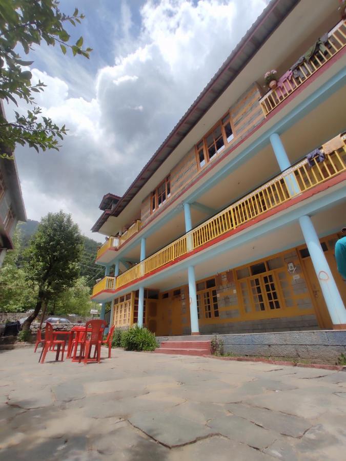 Woods Inn Mountain View Manali Экстерьер фото