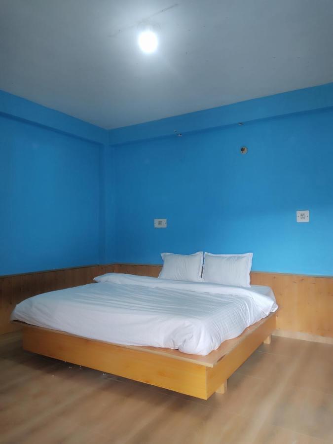 Woods Inn Mountain View Manali Экстерьер фото
